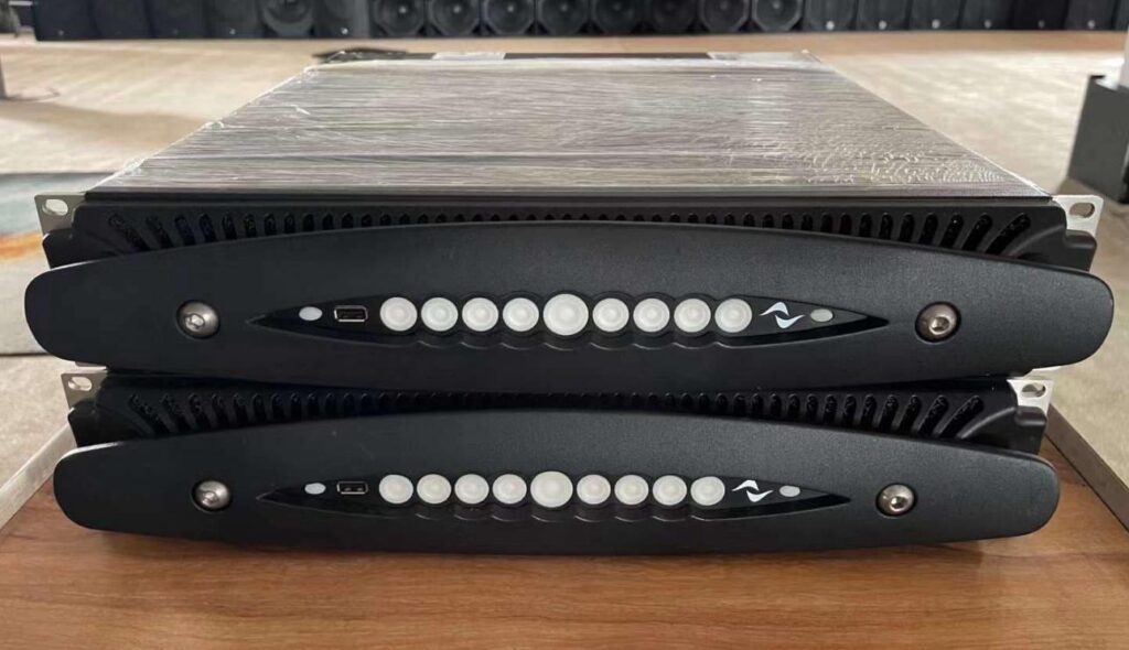 Powersoft X8 8-Channel Amplifier – Includes Cables & Accessories