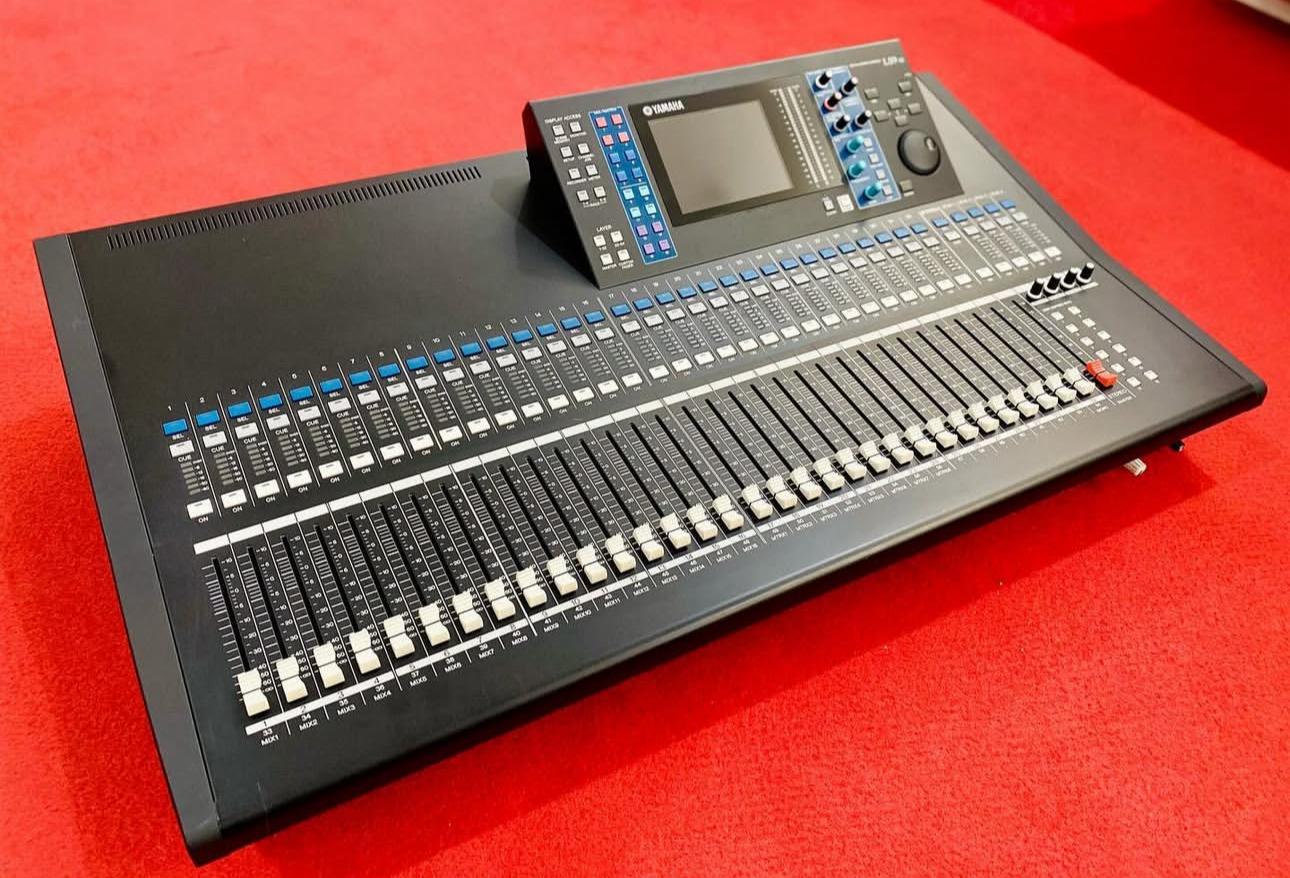 WhatsApp Image 2025-07-28 at 17.47.27_fead0585 Yamaha LS9 Digital Mixing Console – Used