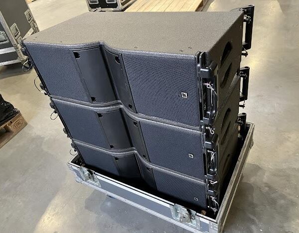 Acoustics Kara II Line Array Loudspeakers (8x) – Used Package