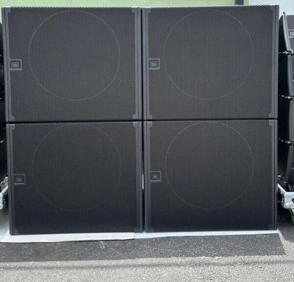 JBL SRX906LA + (4) SRX918S + (2) SRX906LA Cases – Powered Loudspeaker System – Used